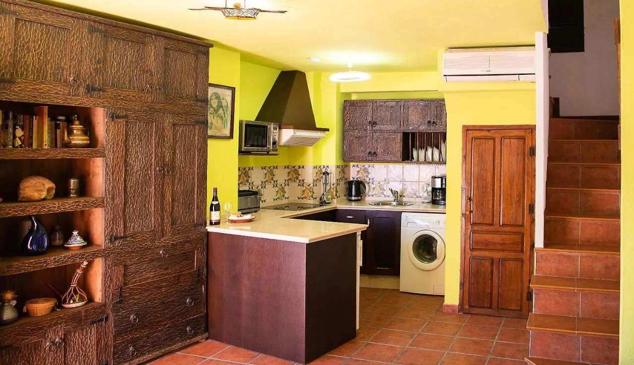 Holiday home Casilla Dalea En Carcabuey, Descubre El Interior De Andalucia Villa